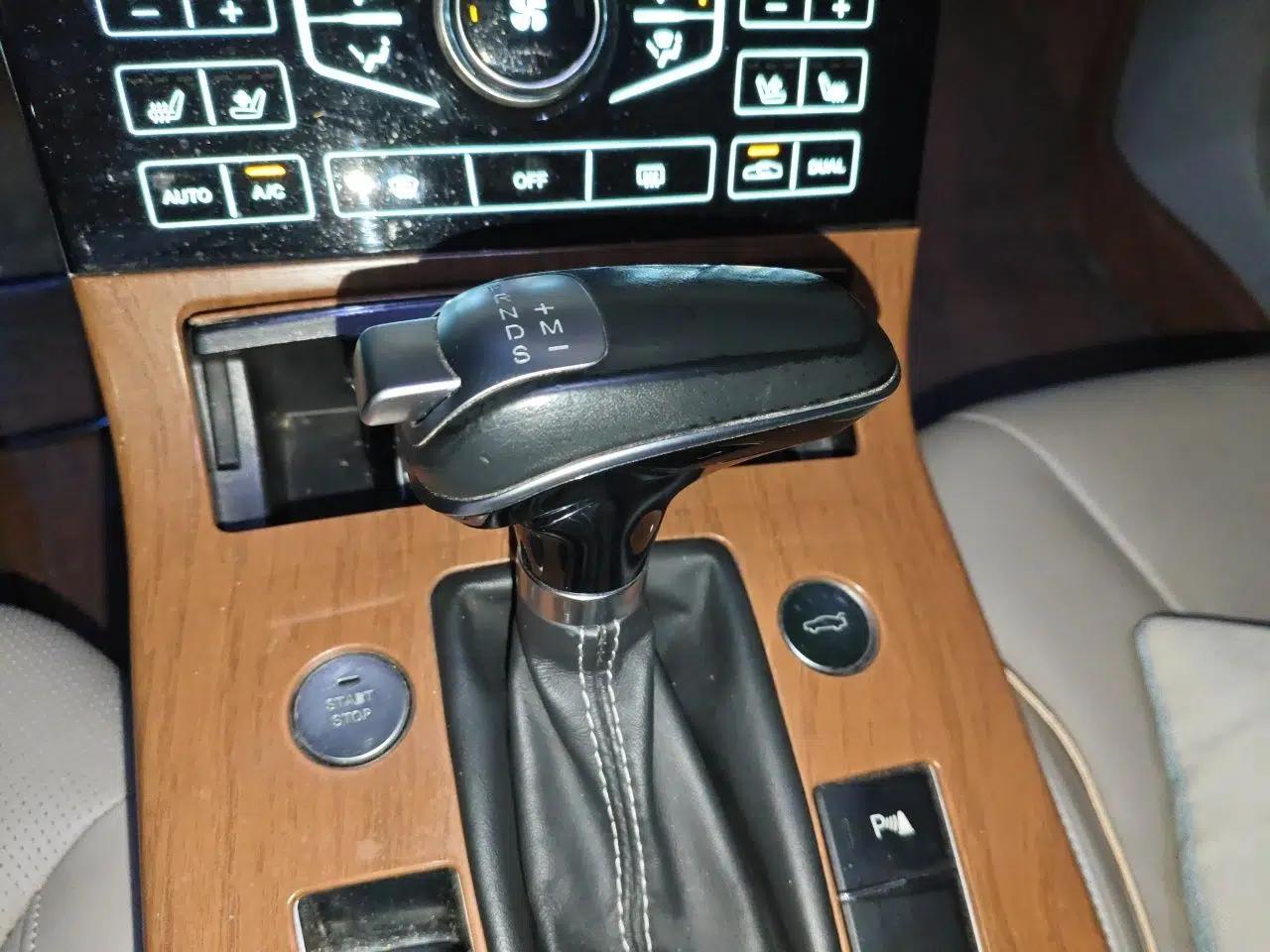 Hongqi H5 2018 30TD Smart Connect Dynamic Edition — миниатюра 14