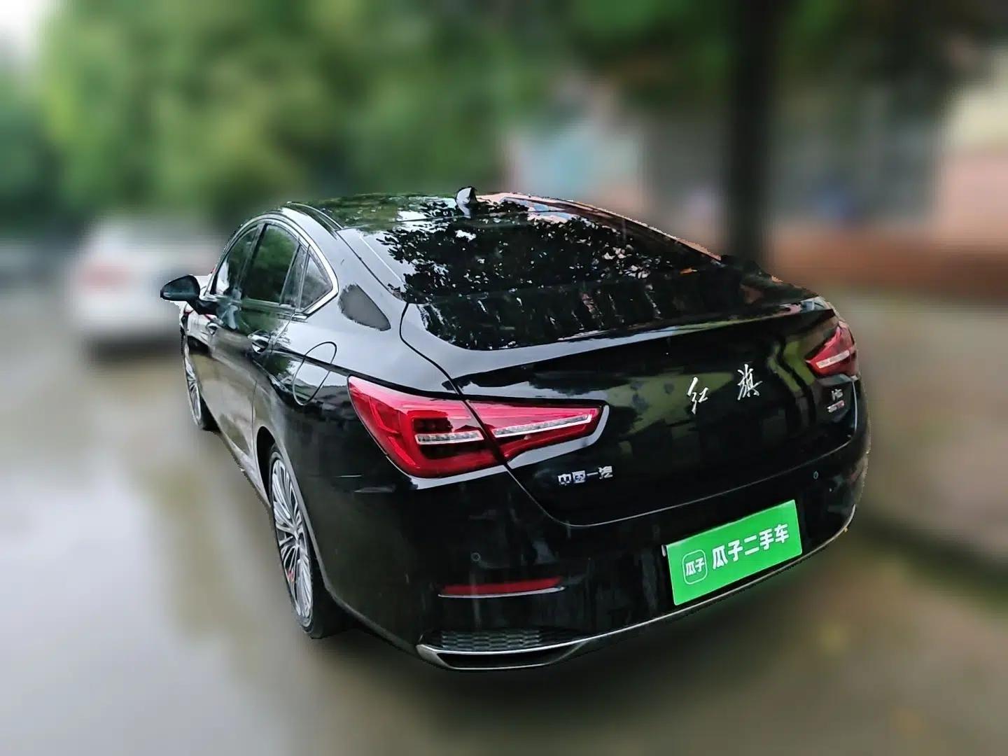 Hongqi H5 2022 Classic Model Facelift 1.8T Automatic Smart Connect Flagship Edition — миниатюра 4