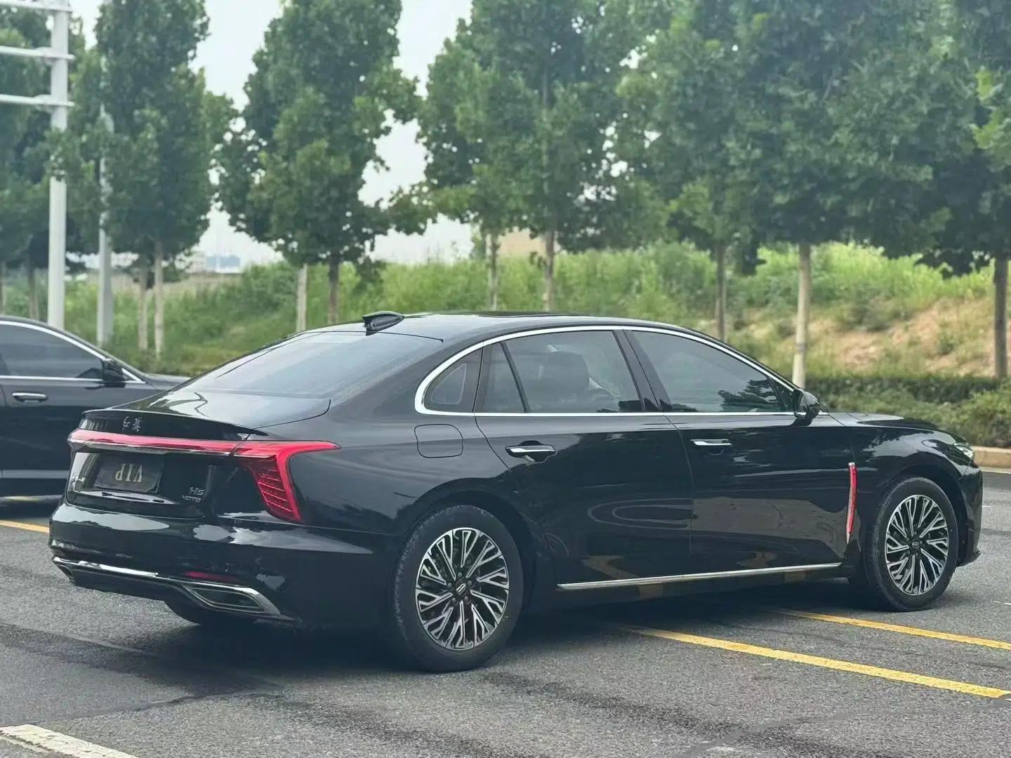 Hongqi H5 2024 2.0T Automatic Smart Connect Flagship Edition — миниатюра 4