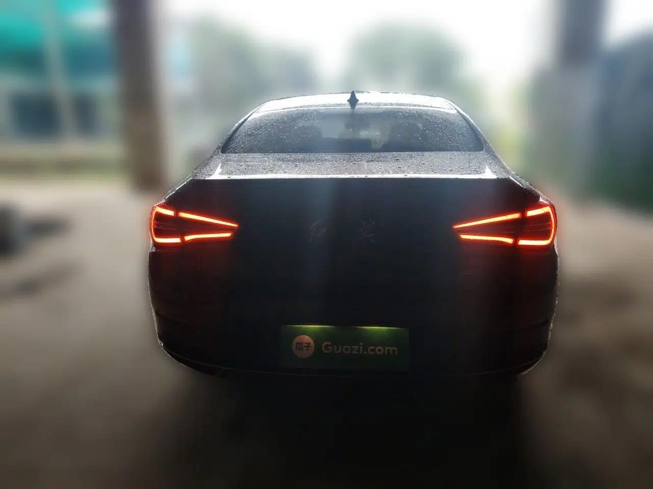 Hongqi H5 2022 Classic Model 1.5T DCT Flagship Edition — миниатюра 5