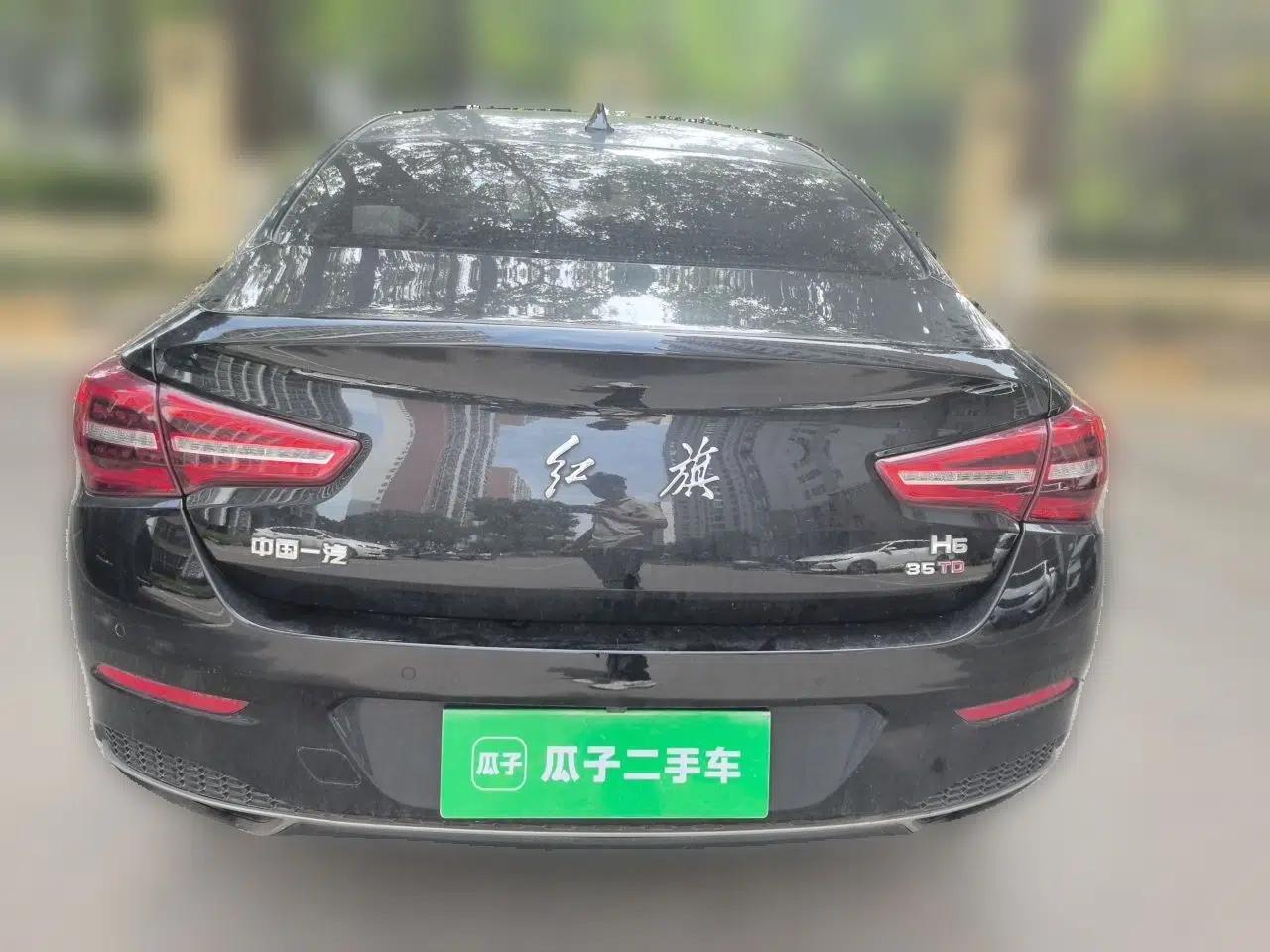 Hongqi H5 2022 Classic Model 1.8T Automatic Smart Connect Flagship Edition — миниатюра 5