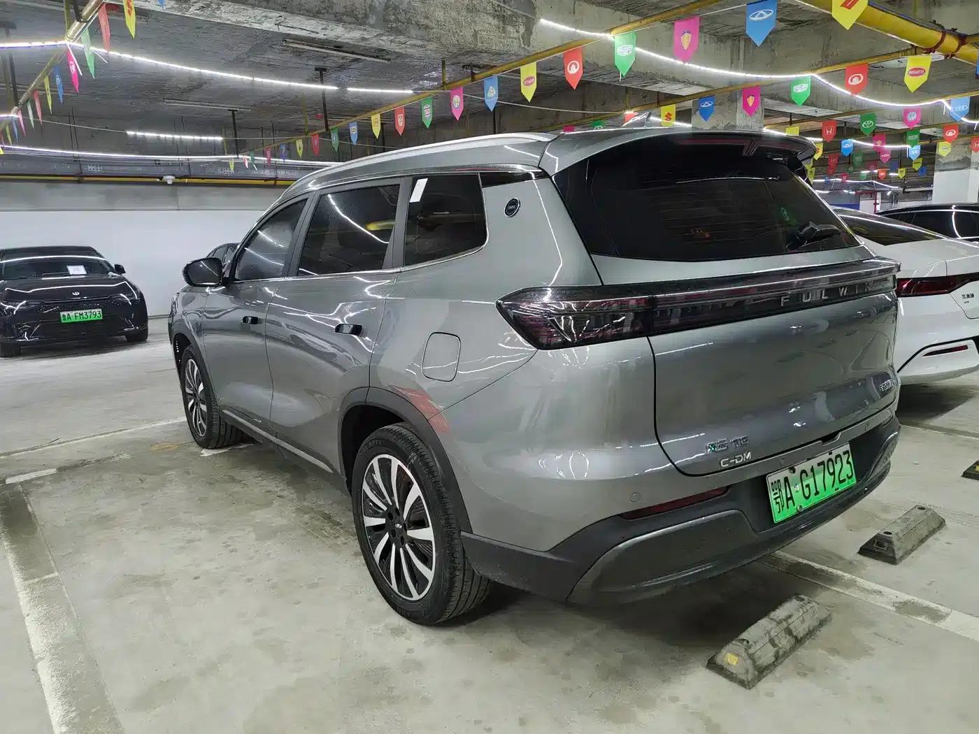 Fengyun T8 2025 1.5T 130km Comfort Edition 7-seater — миниатюра 11