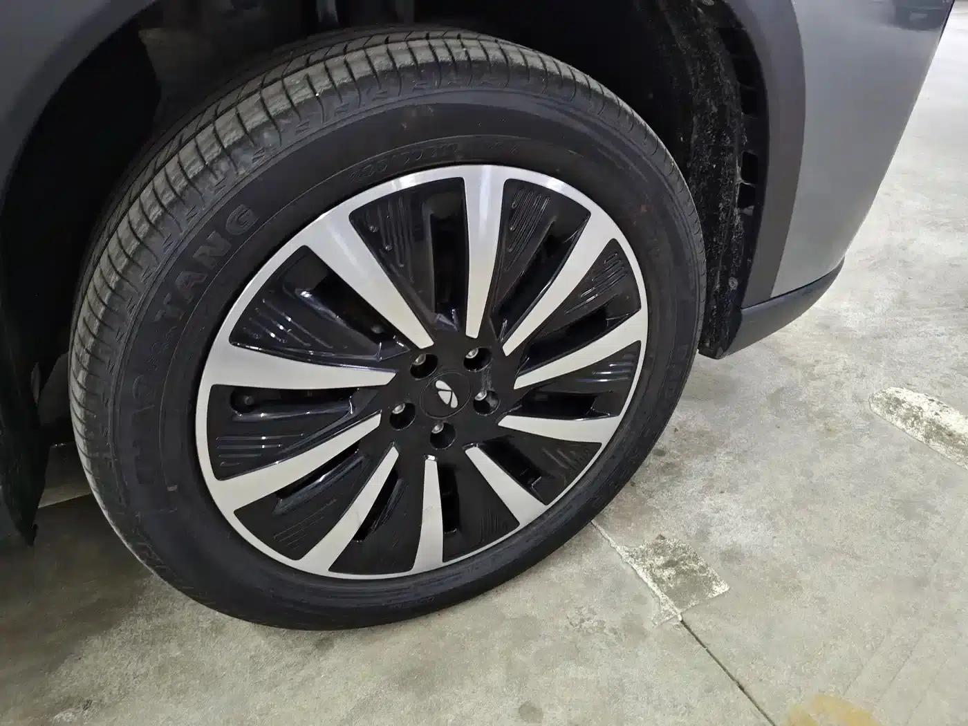 Fengyun T8 2025 1.5T 130km Comfort Edition 7-seater — миниатюра 13