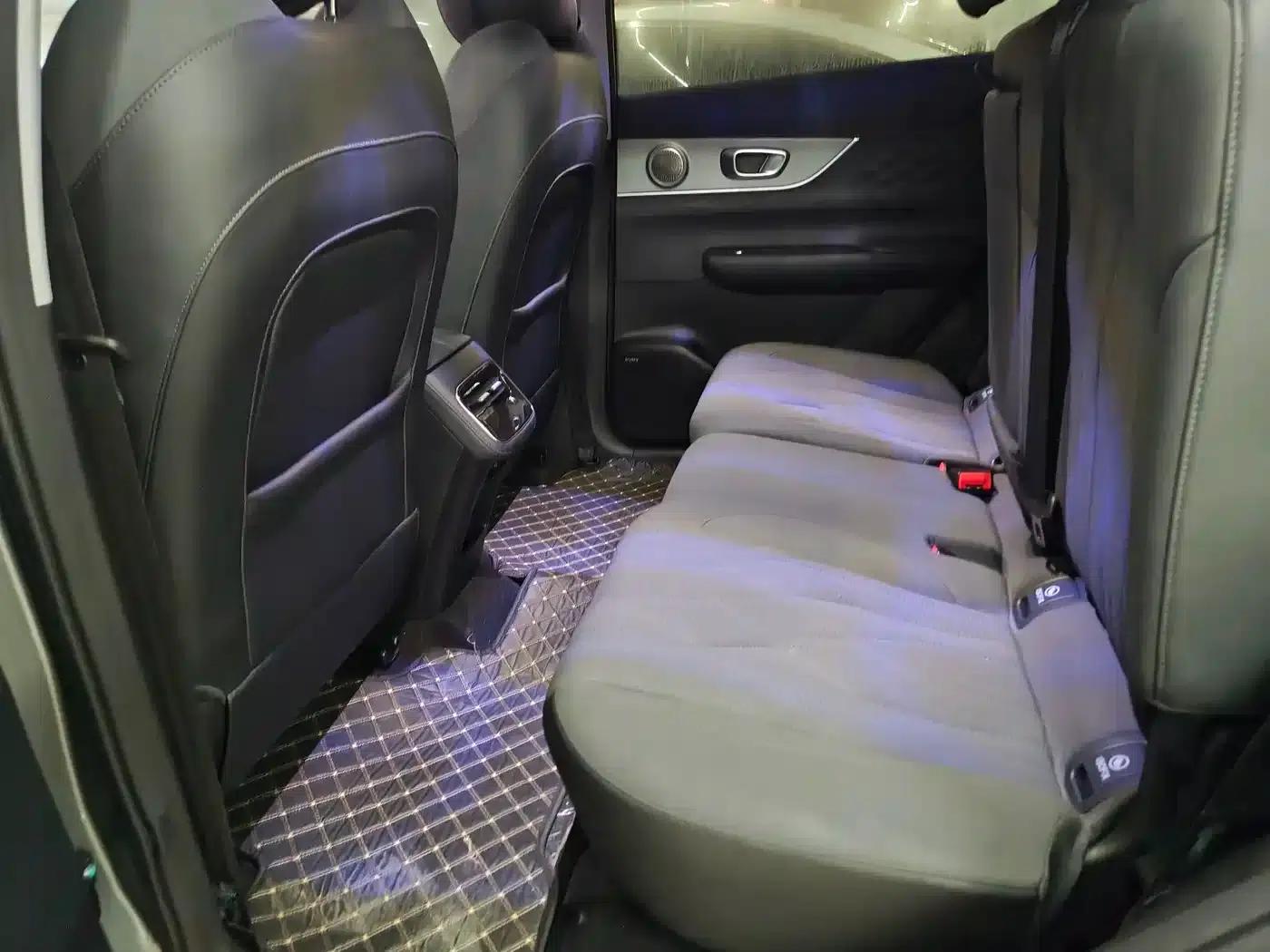 Fengyun T8 2025 1.5T 130km Comfort Edition 7-seater — миниатюра 8
