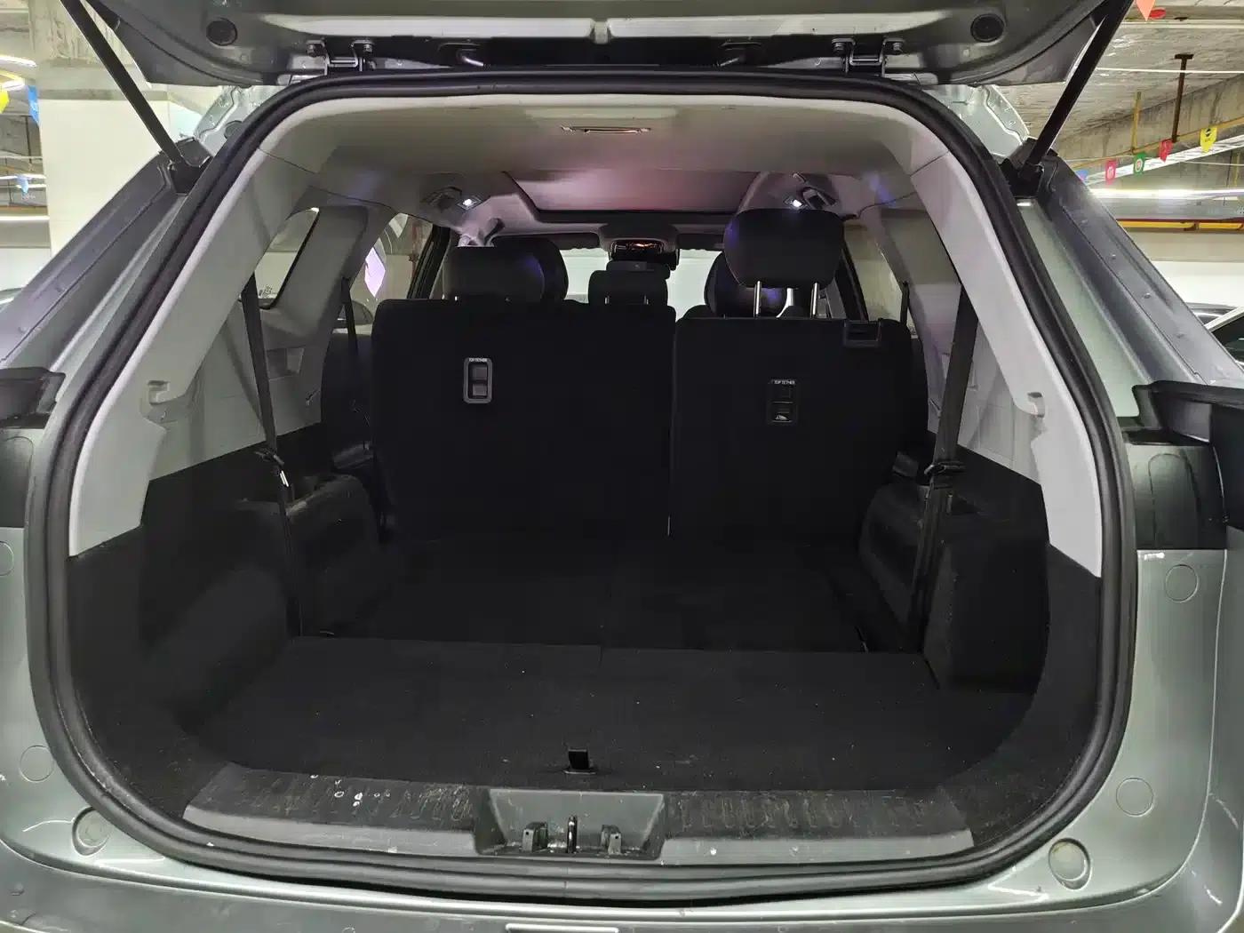 Fengyun T8 2025 1.5T 130km Comfort Edition 7-seater — миниатюра 9