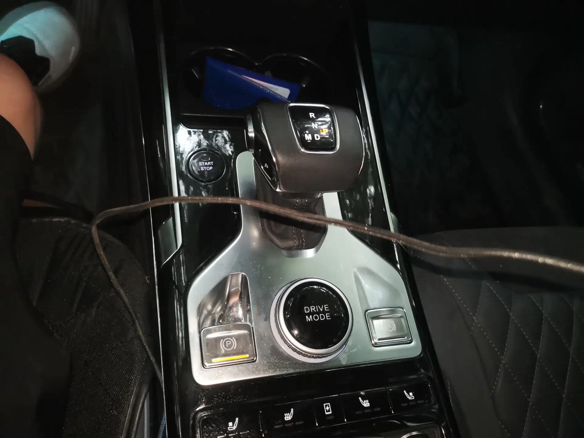 Hongqi HS5 2019 2.0T Smart Connect Flagship Edition — миниатюра 14
