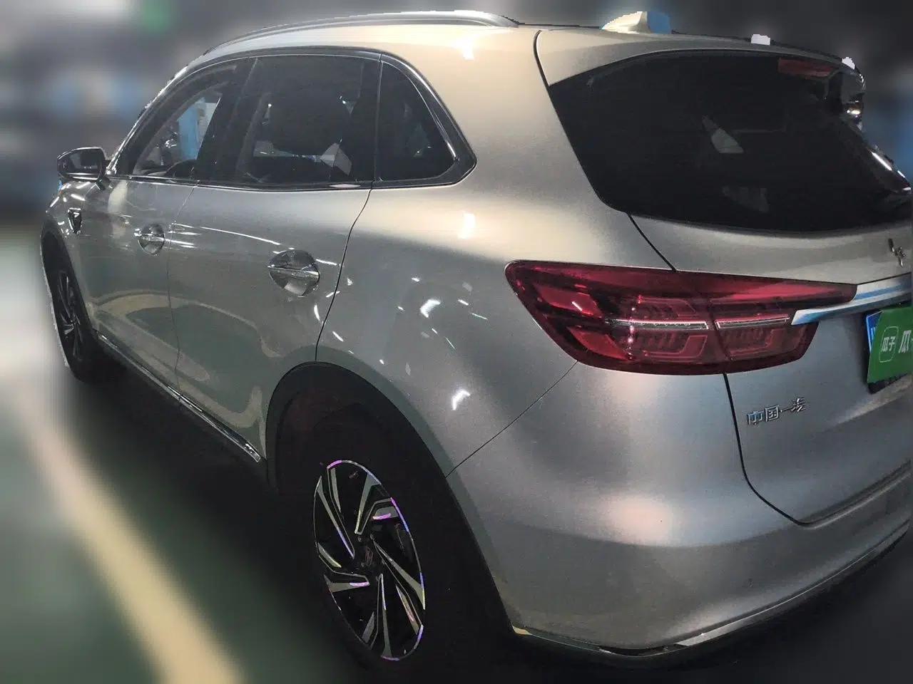 Hongqi HS5 2022 Revised Version 2.0T Smart Connect Flagship Edition — миниатюра 4