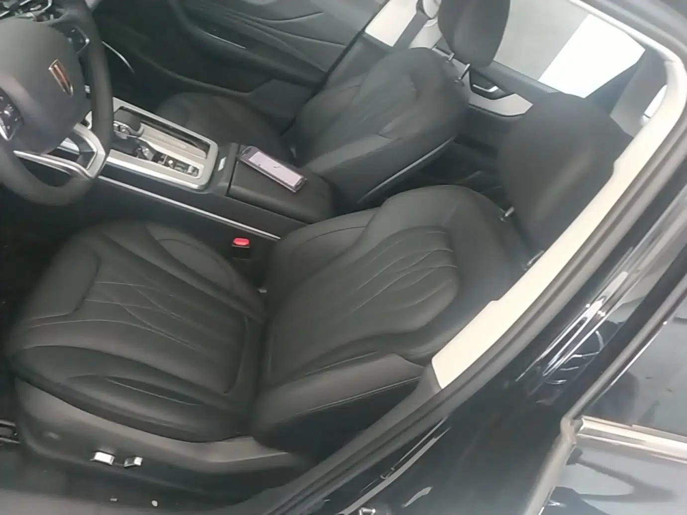 Hongqi HS5 2025 2.0T Two-Wheel Drive Flagship Pro Edition — миниатюра 17