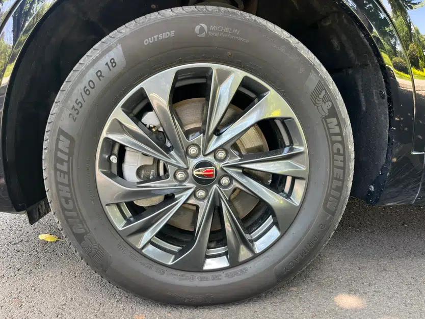 Hongqi HS5 2023 2.0T Qixiang Pro Edition — миниатюра 19