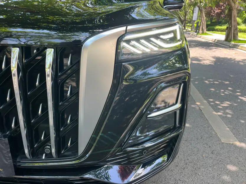 Hongqi HS5 2023 2.0T Qixiang Pro Edition — миниатюра 8