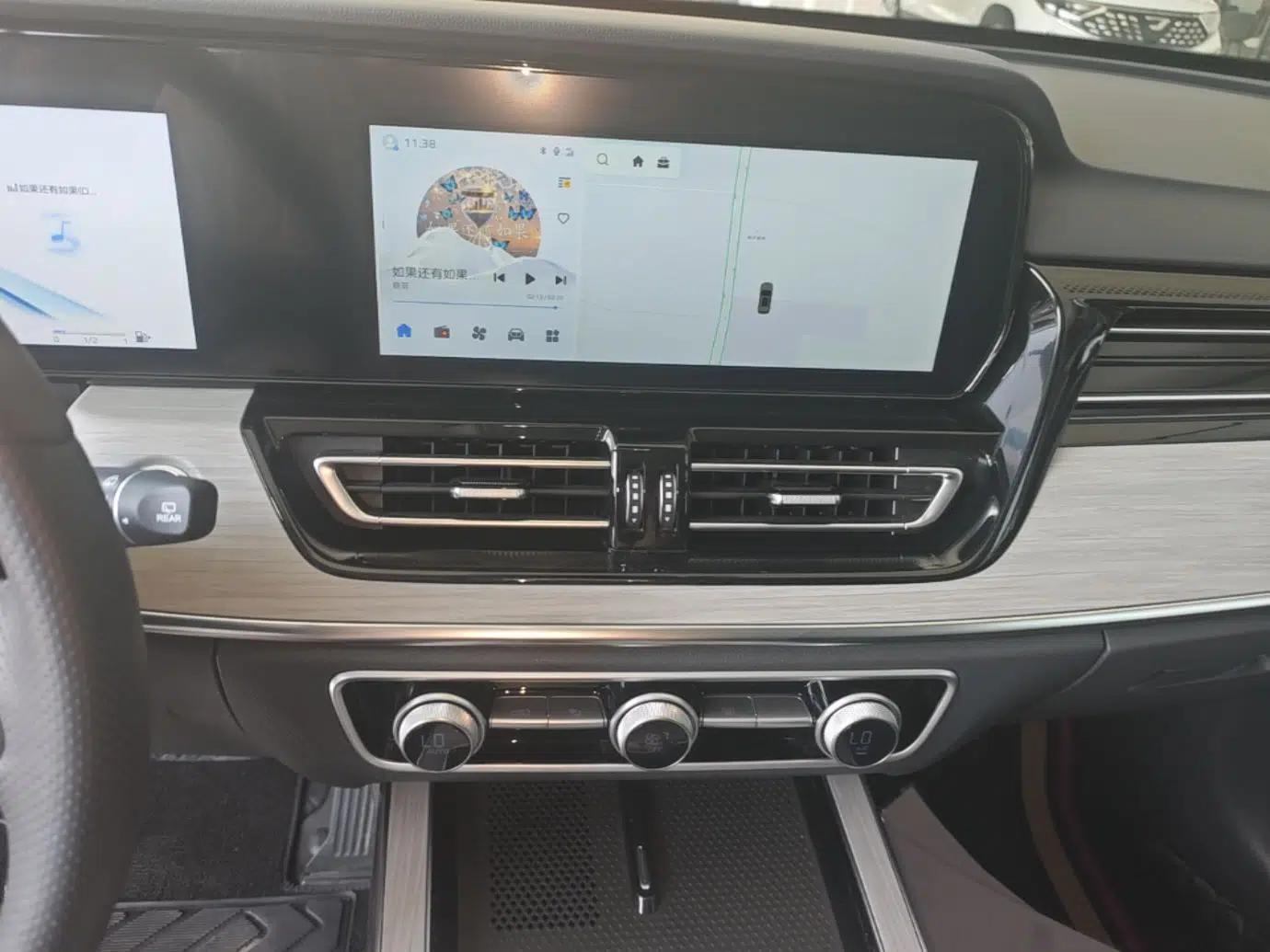 Hongqi HS5 2026 Model 2.0T Two-Wheel Drive Qi Yun Pro Edition — миниатюра 15