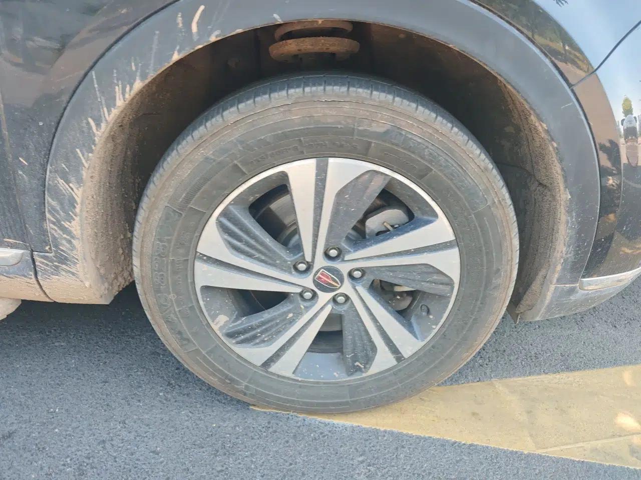 Hongqi HS5 2022 Revised Version 2.0T Smart Connect Flagship Edition — миниатюра 8