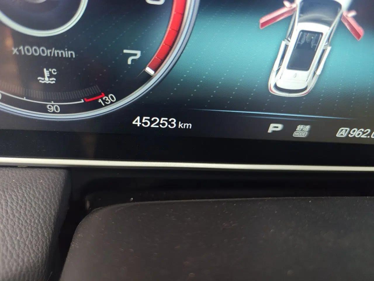 Hongqi HS5 2019 2.0T Smart Connect Flagship Edition — миниатюра 12