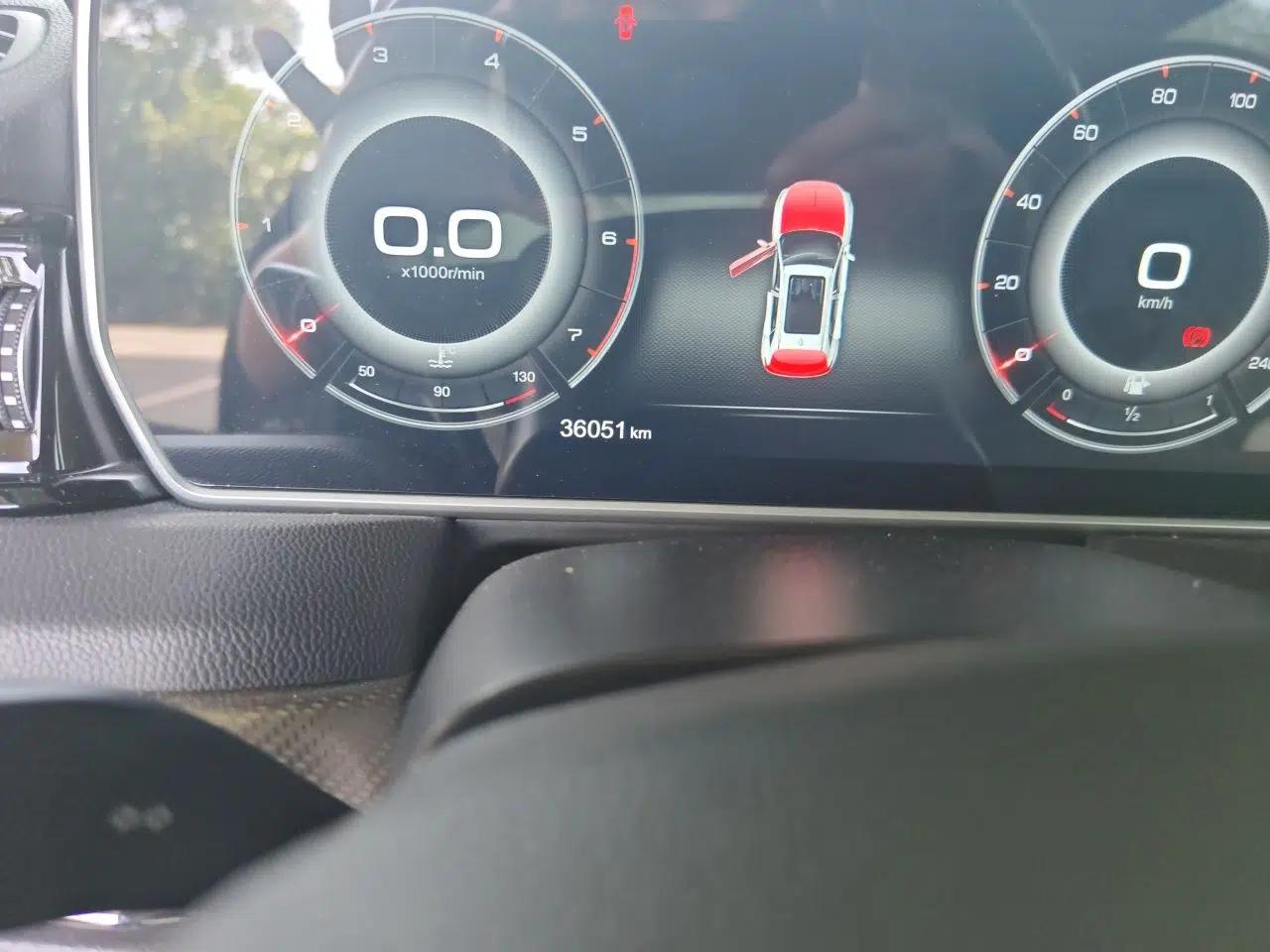 Hongqi HS5 2019 2.0T Smart Connect Flagship Edition — миниатюра 12