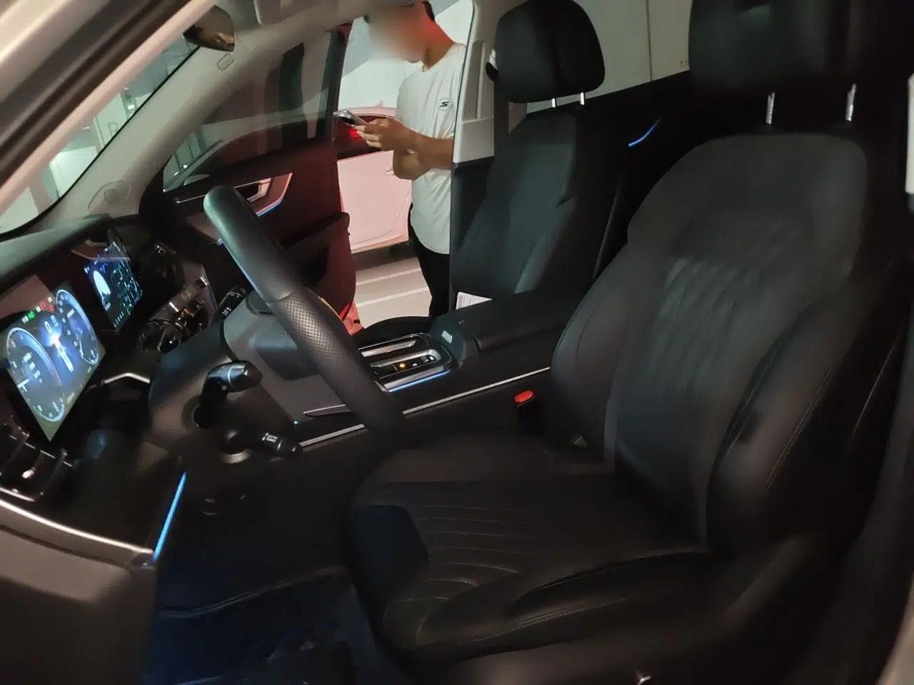 Hongqi HS5 2023 2.0T Qixiang Pro Edition — миниатюра 15