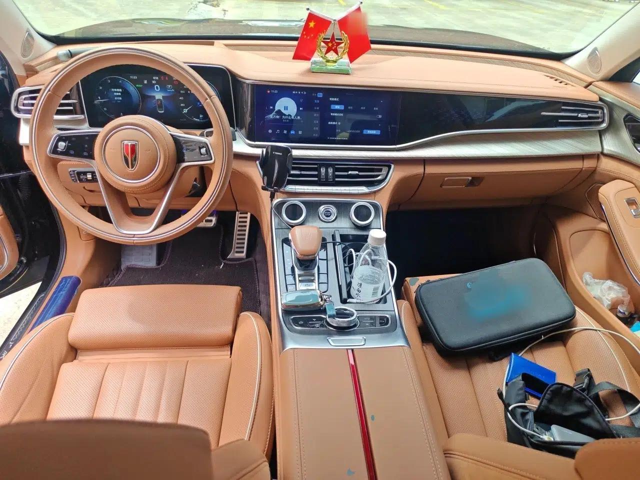 Hongqi H9 2022 2.0T Smart Connect Flagship Edition — миниатюра 9