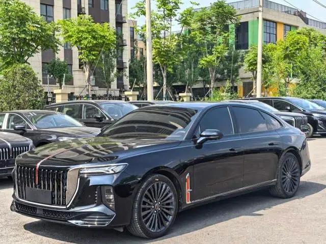Hongqi H9 2025 Model Facelifted 2.0T Two-Wheel Drive Flag-Style Private Enjoyment Fashion Edition, 5 Seats