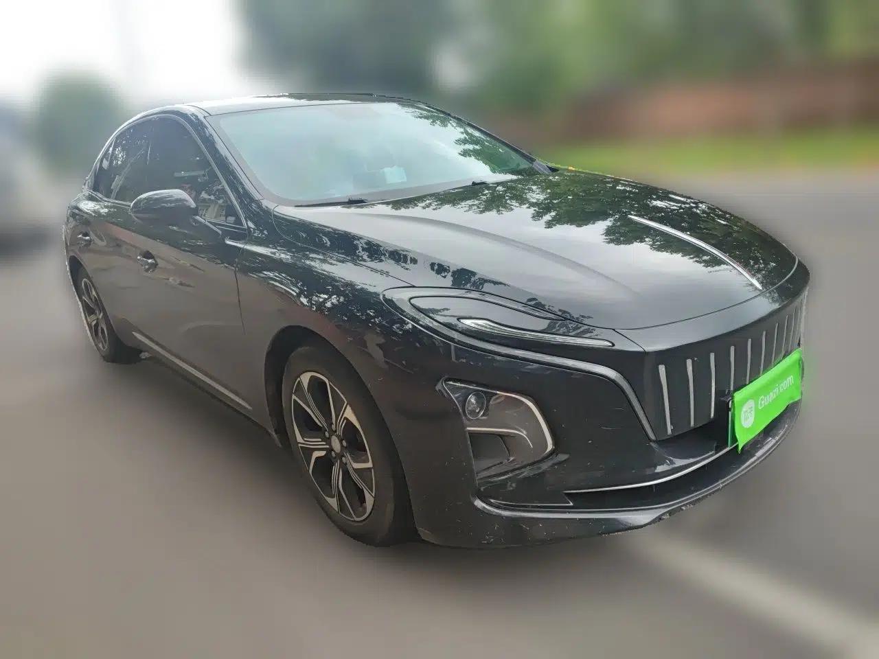 Hongqi E-QM5 2023 Revised Version Basic Travel Edition — миниатюра 3