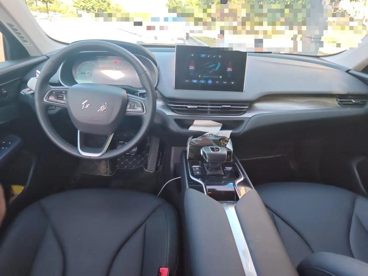 Hongqi E-QM5 2022 431 km Charge & Enjoy Edition — миниатюра 9