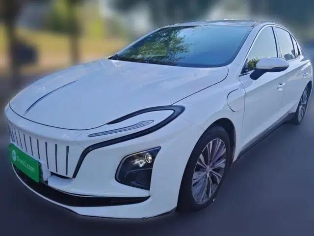 Hongqi E-QM5 2022 431 km Charge & Enjoy Edition