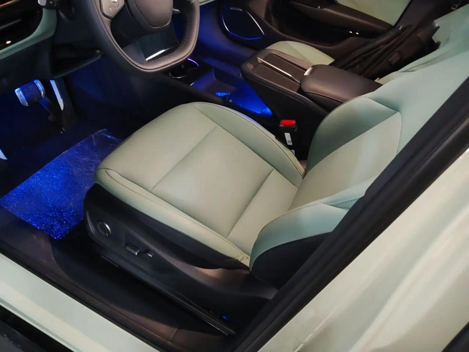 Hongqi EH7 2025 600 Smart Selection Edition — миниатюра 17