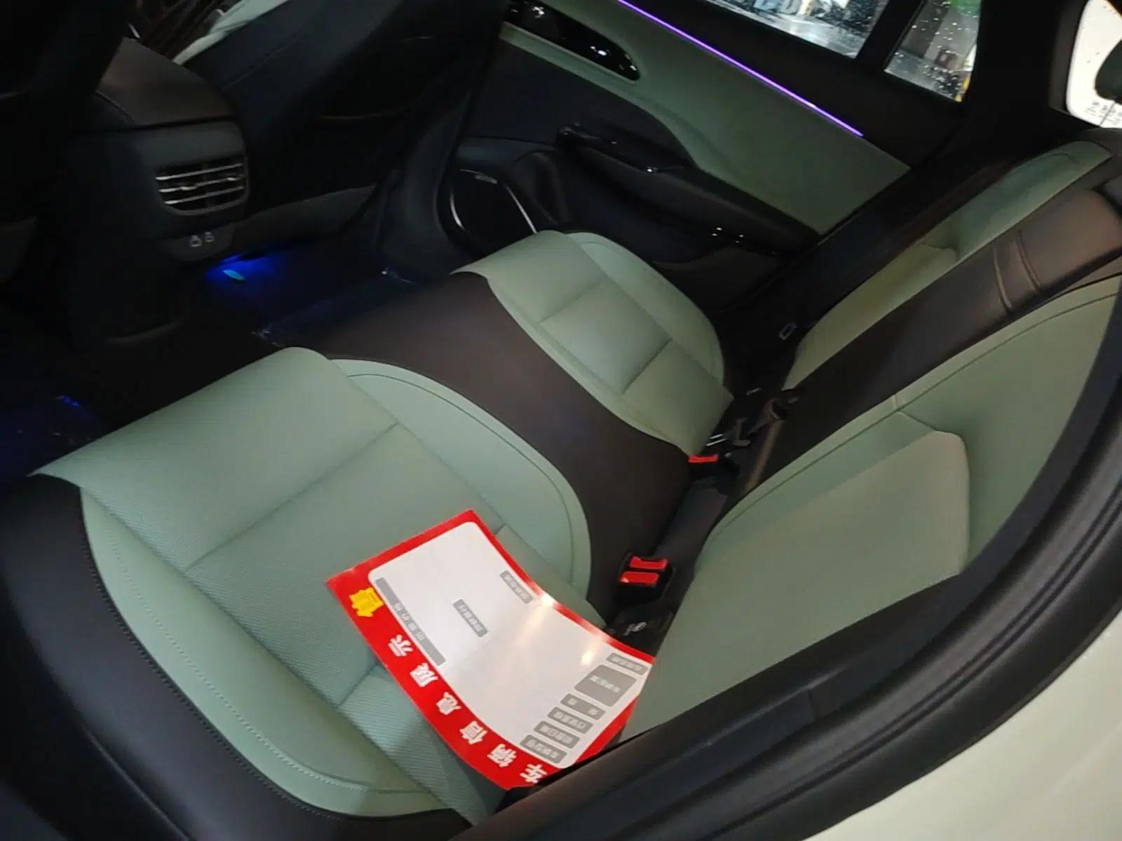 Hongqi EH7 2025 600 Smart Selection Edition — миниатюра 20
