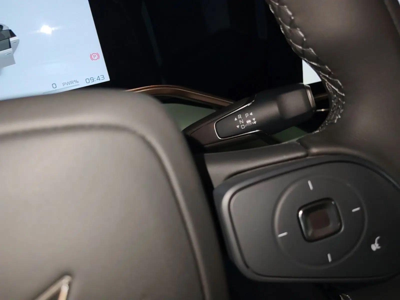 Hongqi EH7 2025 690 Smart Selection Edition — миниатюра 16