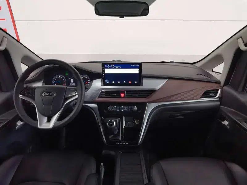 Refine M3 2023 PLUS 1.5T Classic Edition — миниатюра 12