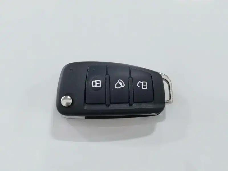 Refine M3 2023 PLUS 1.5T Classic Edition — миниатюра 6