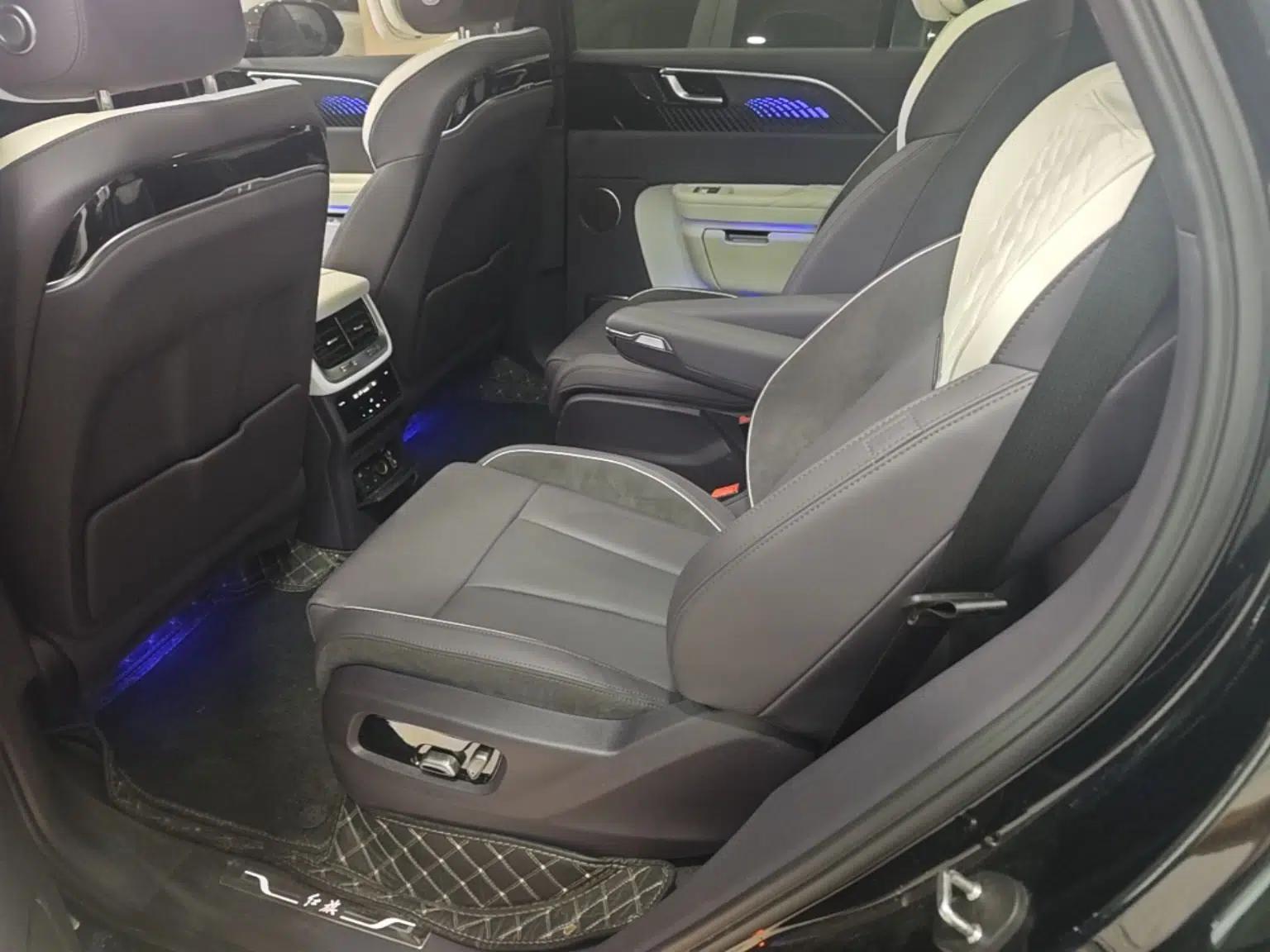 Hongqi E-HS9 2022 690 km Range Flagship Edition Six Seats — миниатюра 20