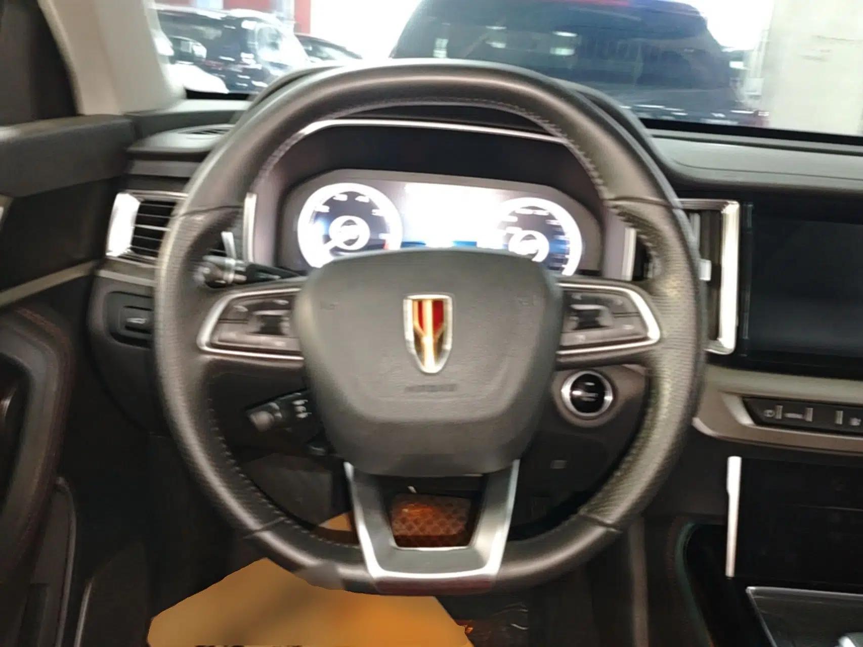 Hongqi HS7 2022 2.0T DCT Two-Wheel Drive Smart Connect Flagship Edition Seven Seats — миниатюра 13