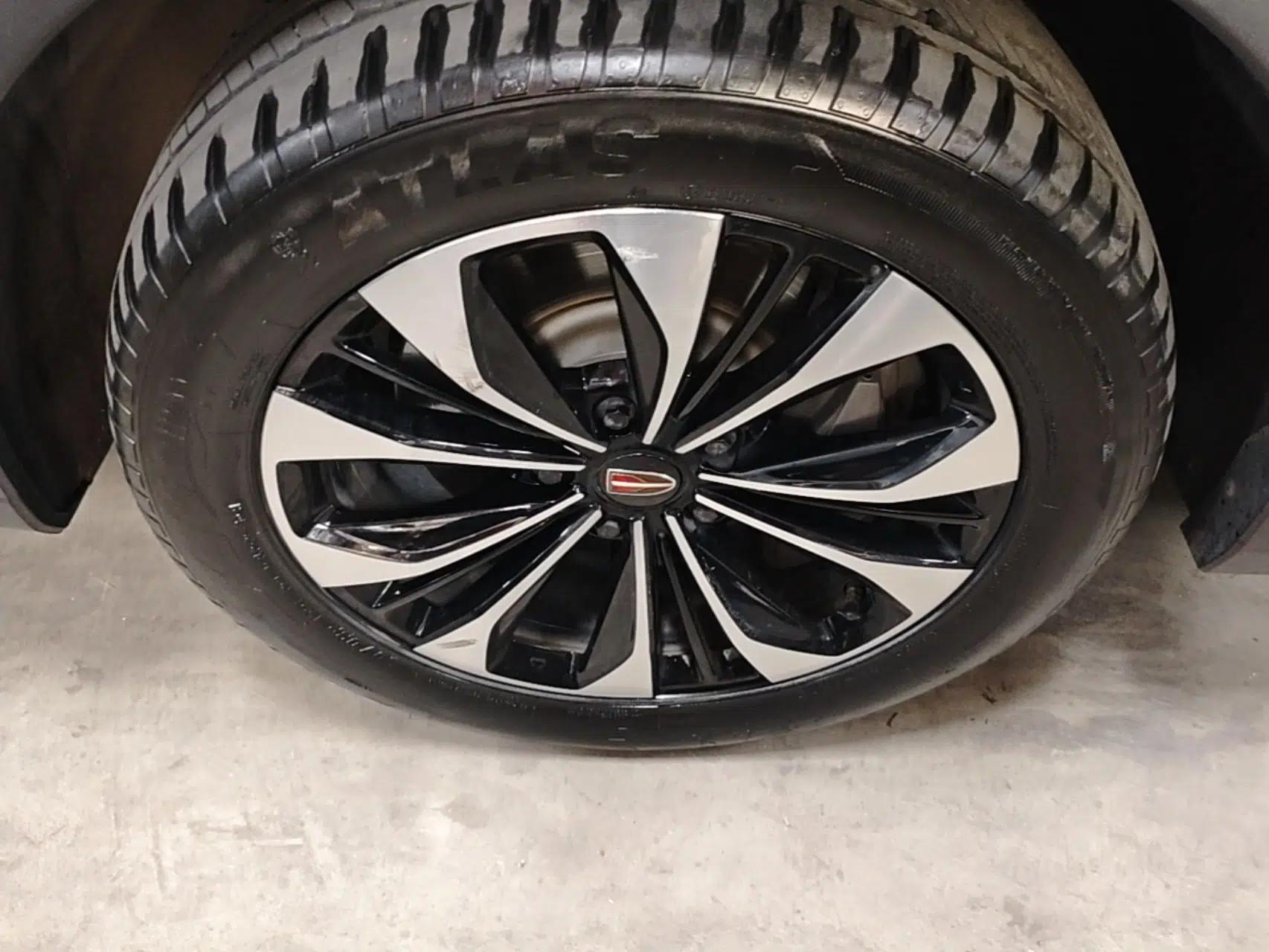 Hongqi HS7 2022 2.0T DCT Two-Wheel Drive Smart Connect Flagship Edition Seven Seats — миниатюра 10