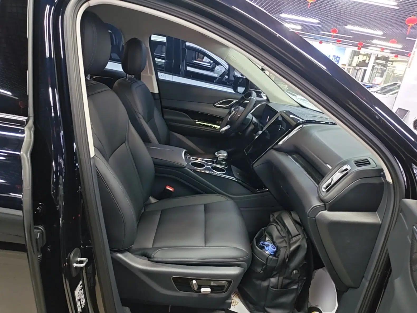 Hongqi HS3 PHEV 2025 Model PHEV 117km Jingwei PLUS Edition — миниатюра 19