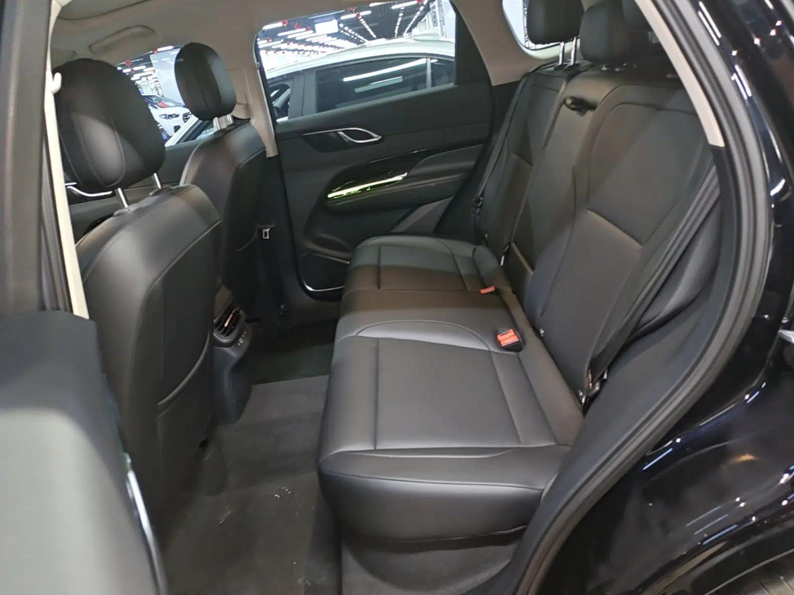 Hongqi HS3 PHEV 2025 Model PHEV 117km Jingwei PLUS Edition — миниатюра 20