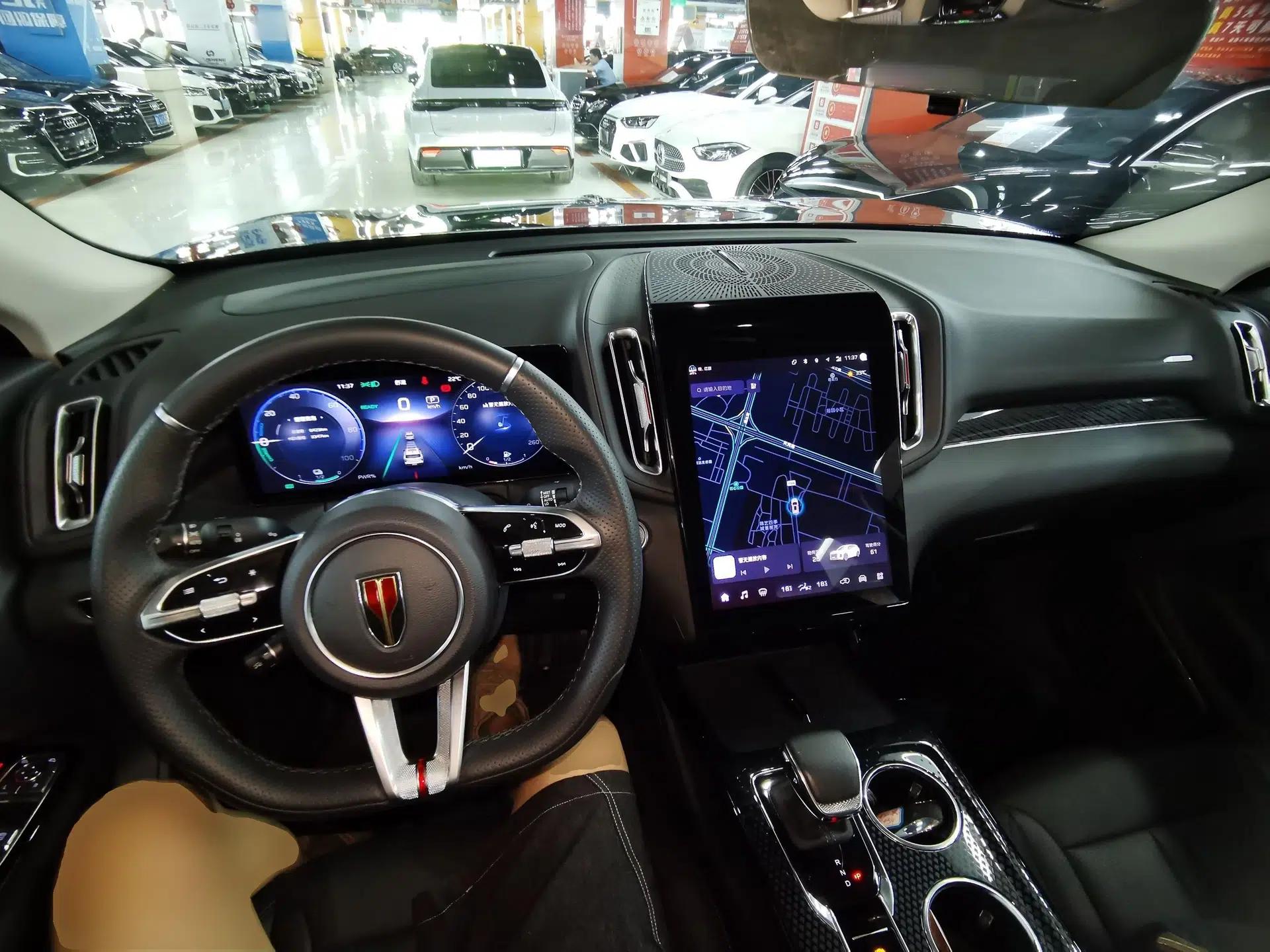 Hongqi HS3 PHEV 2024 PHEV 115km Jingwei Edition — миниатюра 12