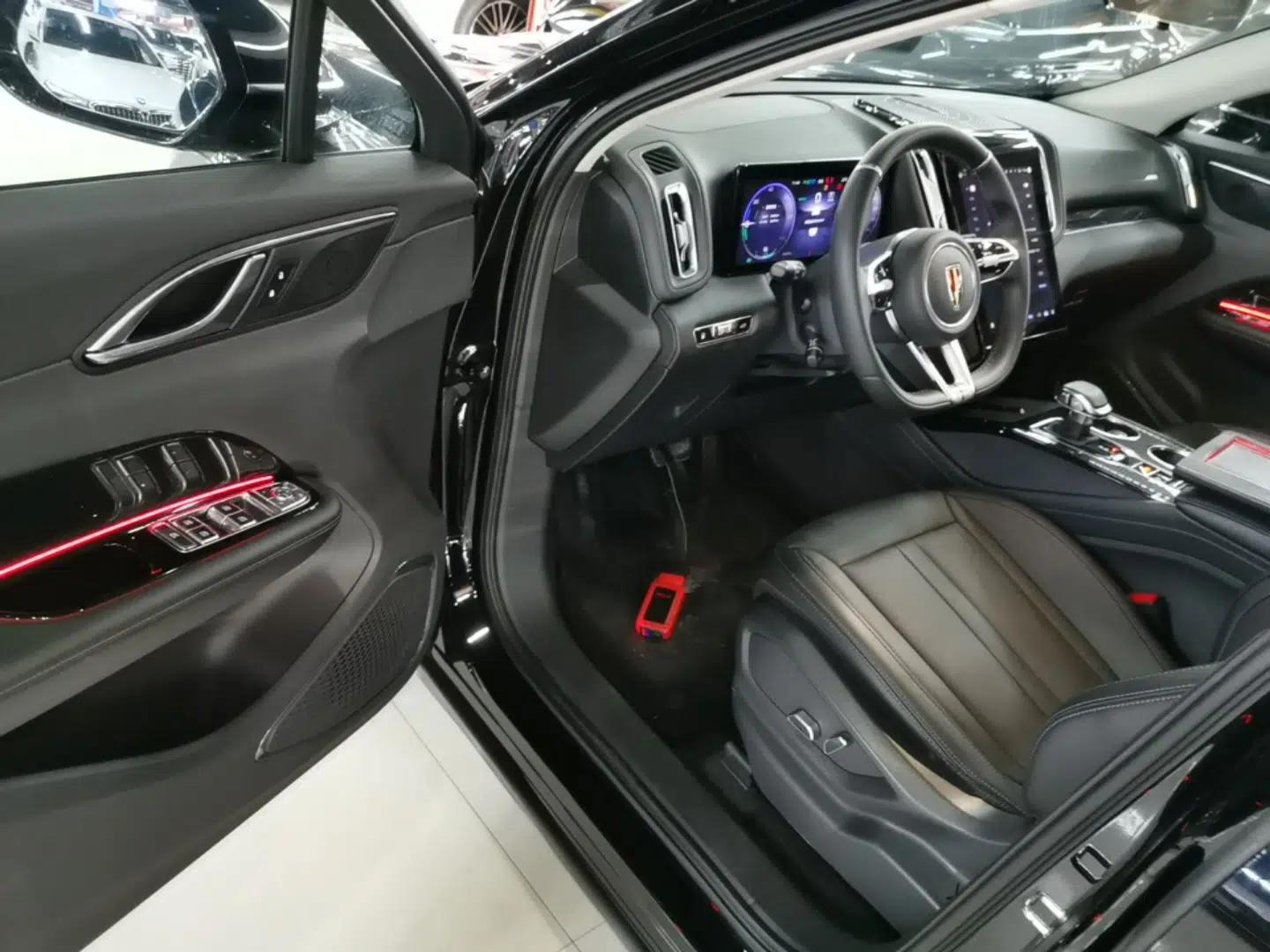 Hongqi HS3 PHEV 2024 PHEV 115km Jingwei Edition — миниатюра 18