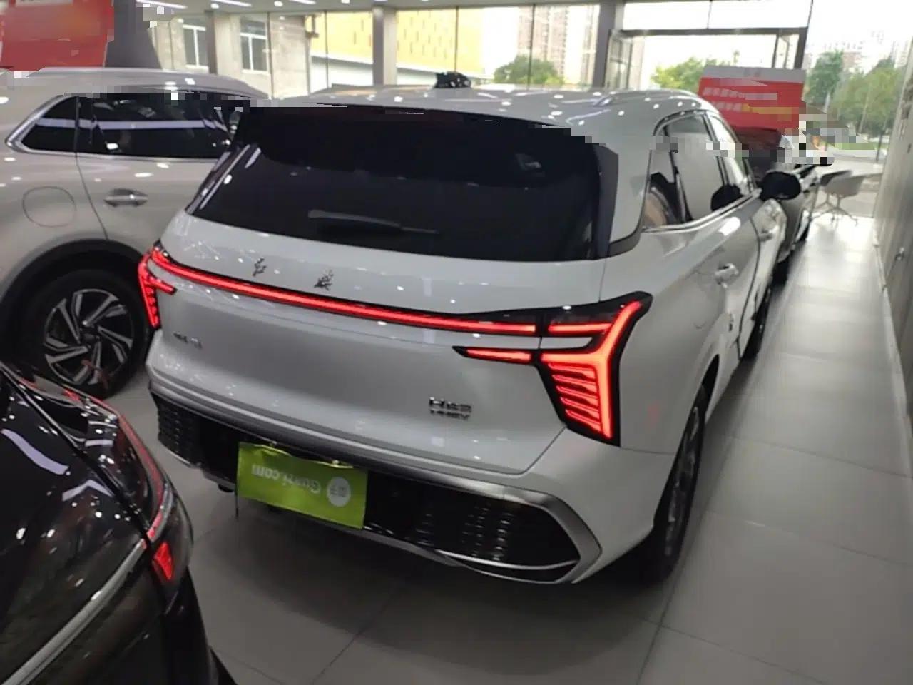Hongqi HS3 PHEV 2024 PHEV 115km Jingwei Edition — миниатюра 6