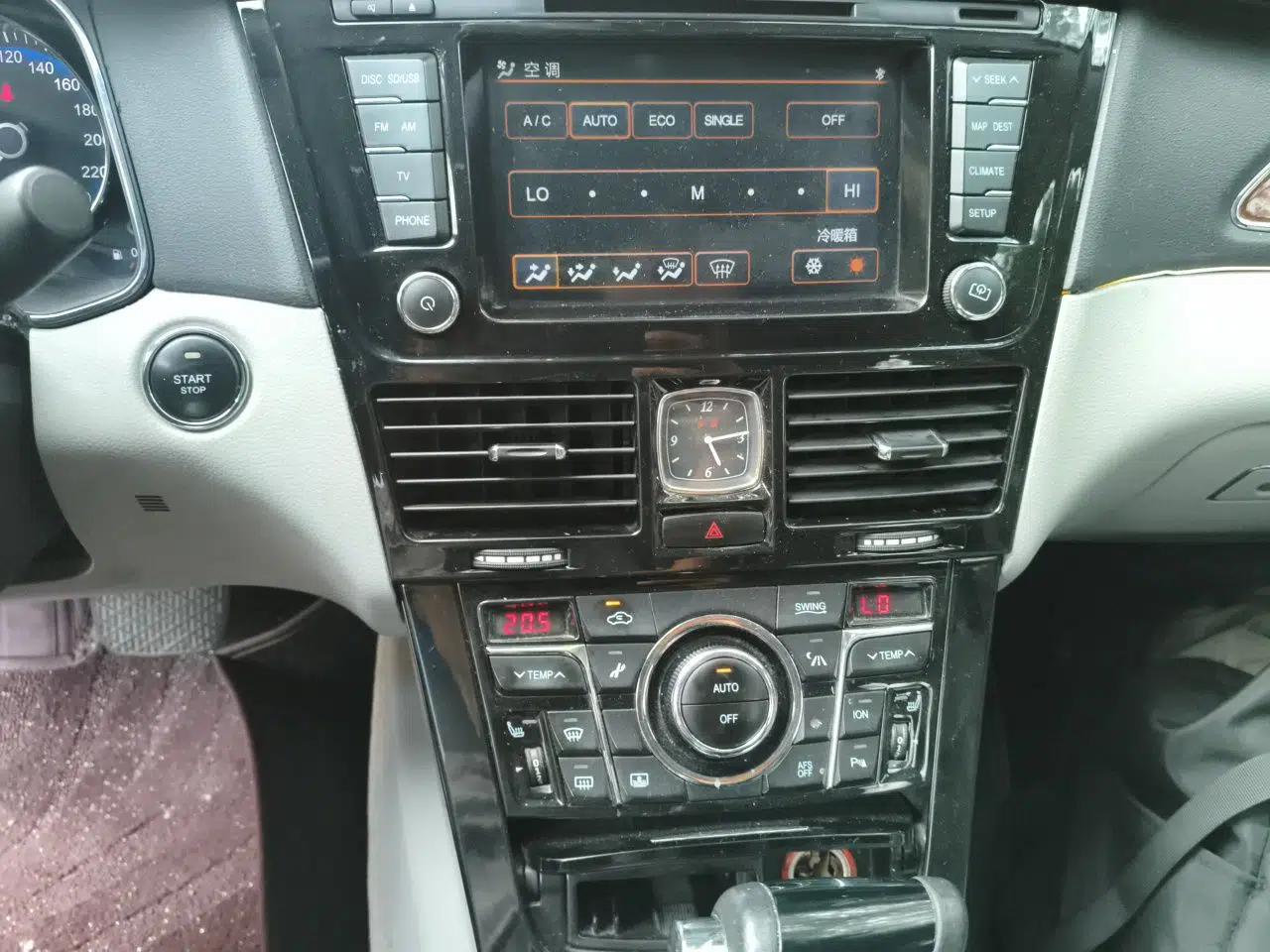 Hongqi H7 Hongqi H7, black, 2.5-liter engine — миниатюра 13