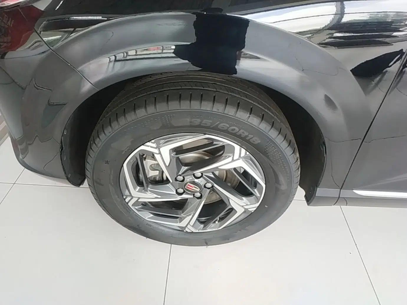 Hongqi HS3 2024 1.5T Shanwei Edition — миниатюра 10