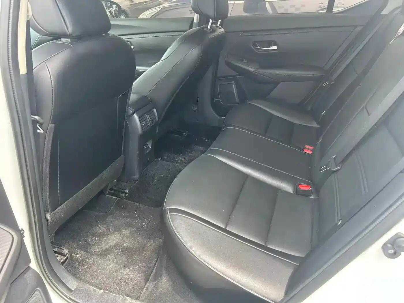 Nissan Sylphy 2023 1.6L CVT Enjoy Edition — миниатюра 11