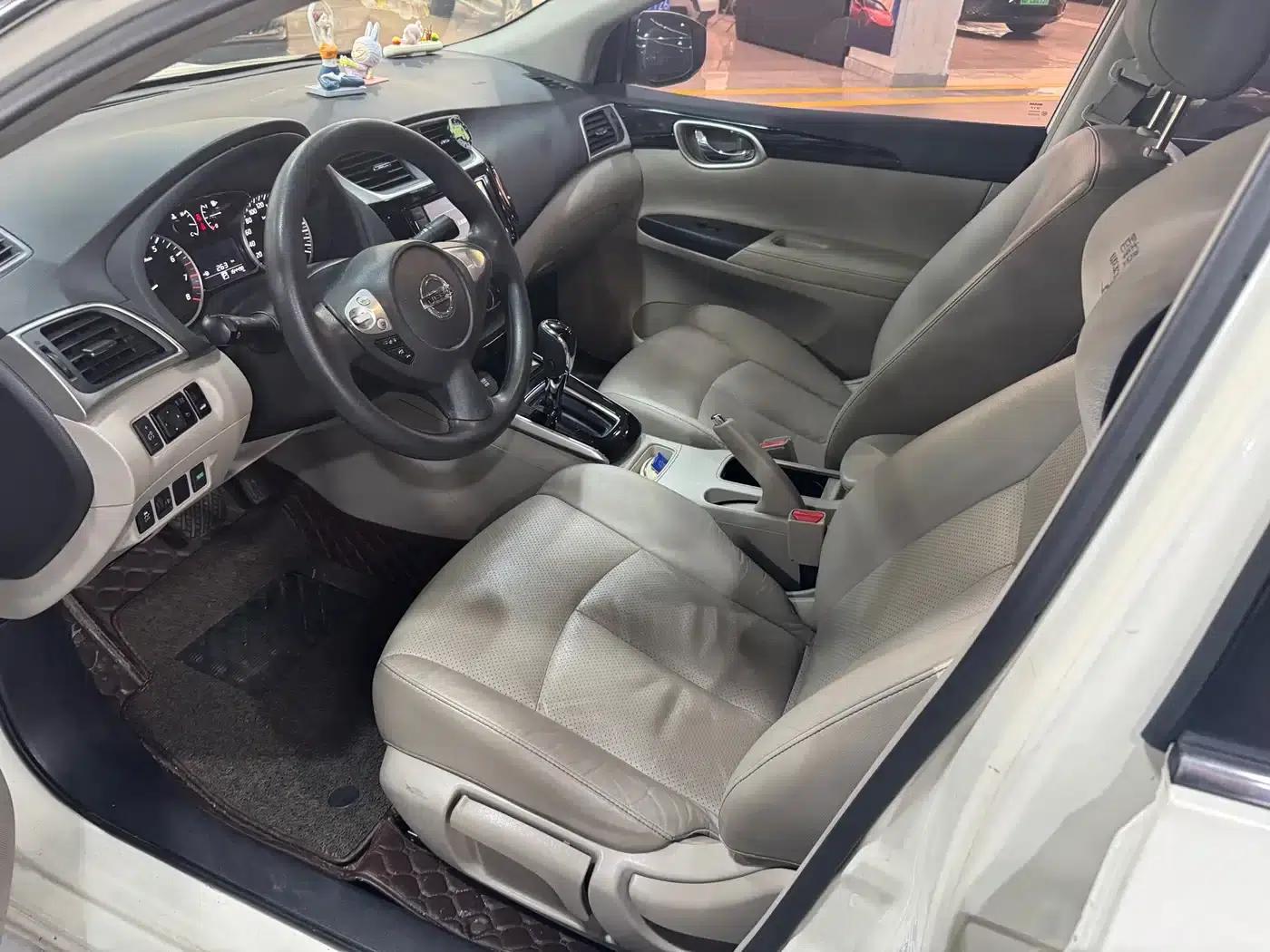 Nissan Sylphy 2016 1.6XL CVT Premium Edition — миниатюра 2