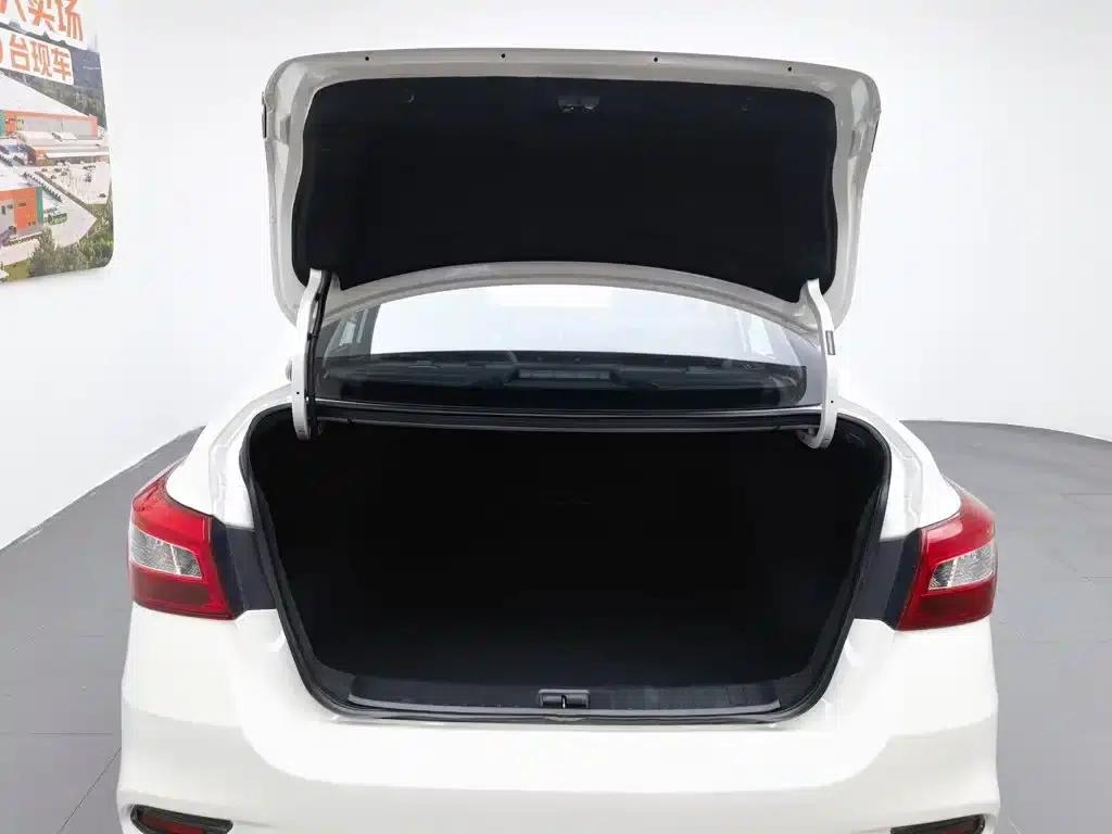 Nissan Sylphy 2022 Classic 1.6XL CVT Luxury Edition — миниатюра 16