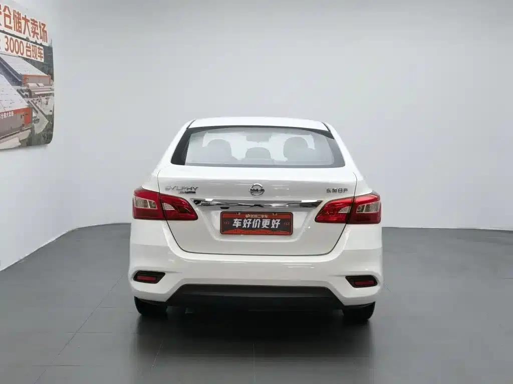 Nissan Sylphy 2022 Classic 1.6XL CVT Luxury Edition — миниатюра 4