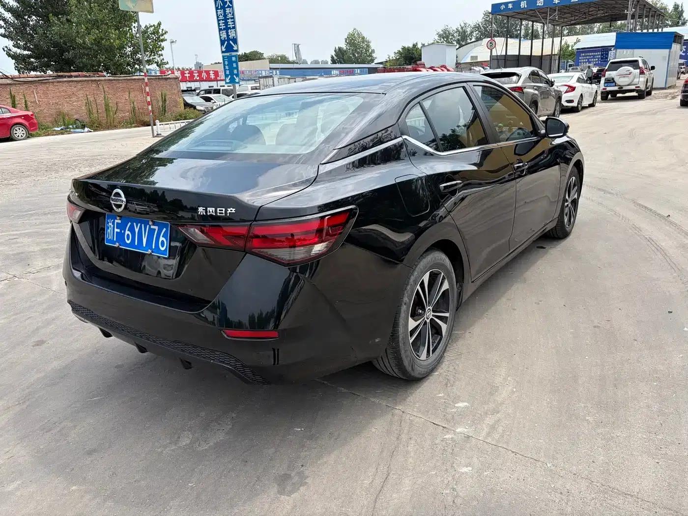 Nissan Sylphy 2021 1.6L XL CVT Enjoy Edition — миниатюра 8