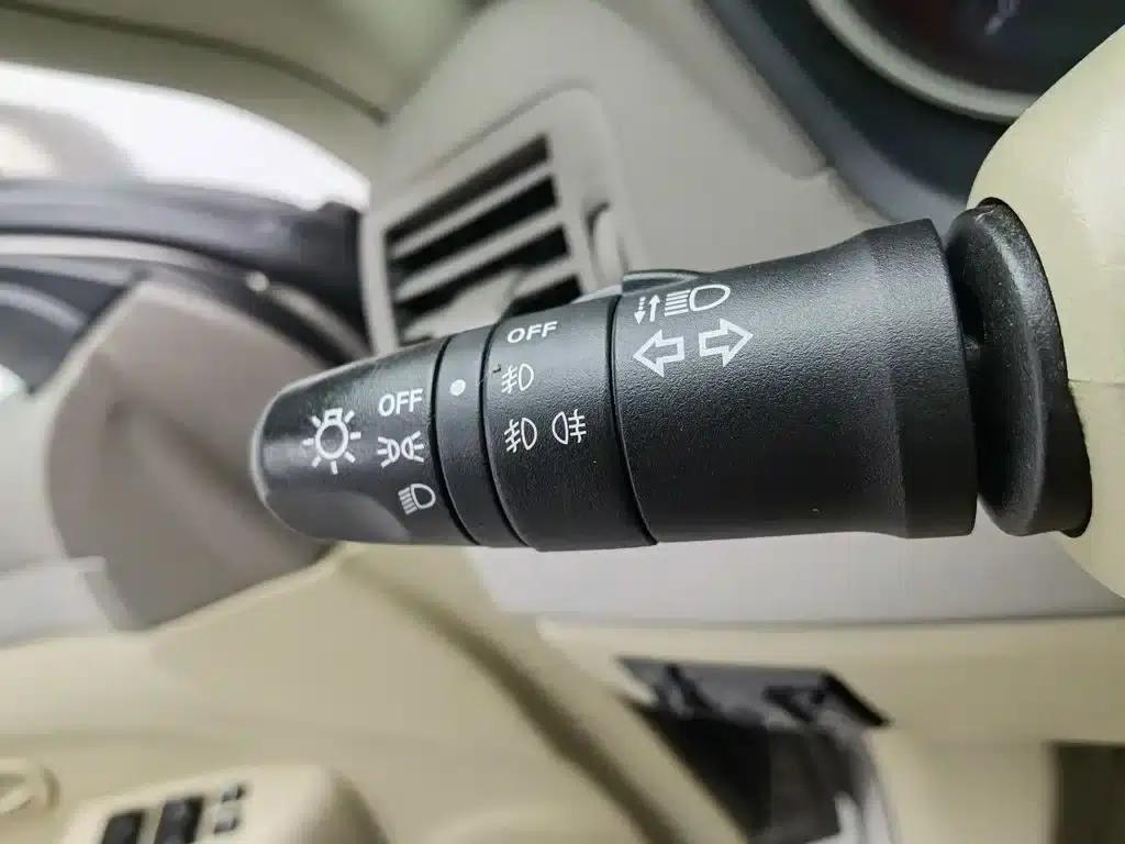 Nissan Sylphy 2016 Classic 1.6XE Manual Leading Edition — миниатюра 21