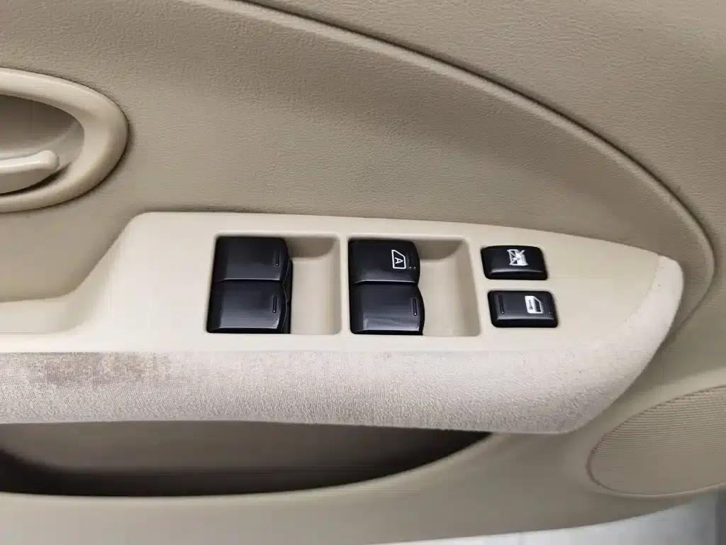 Nissan Sylphy 2016 Classic 1.6XE Manual Leading Edition — миниатюра 9