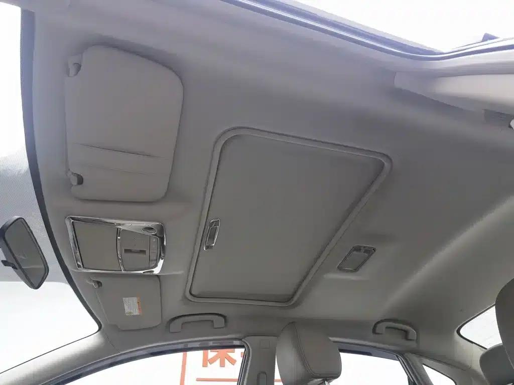 Nissan Sylphy 2012 1.6XL CVT Luxury Edition — миниатюра 14