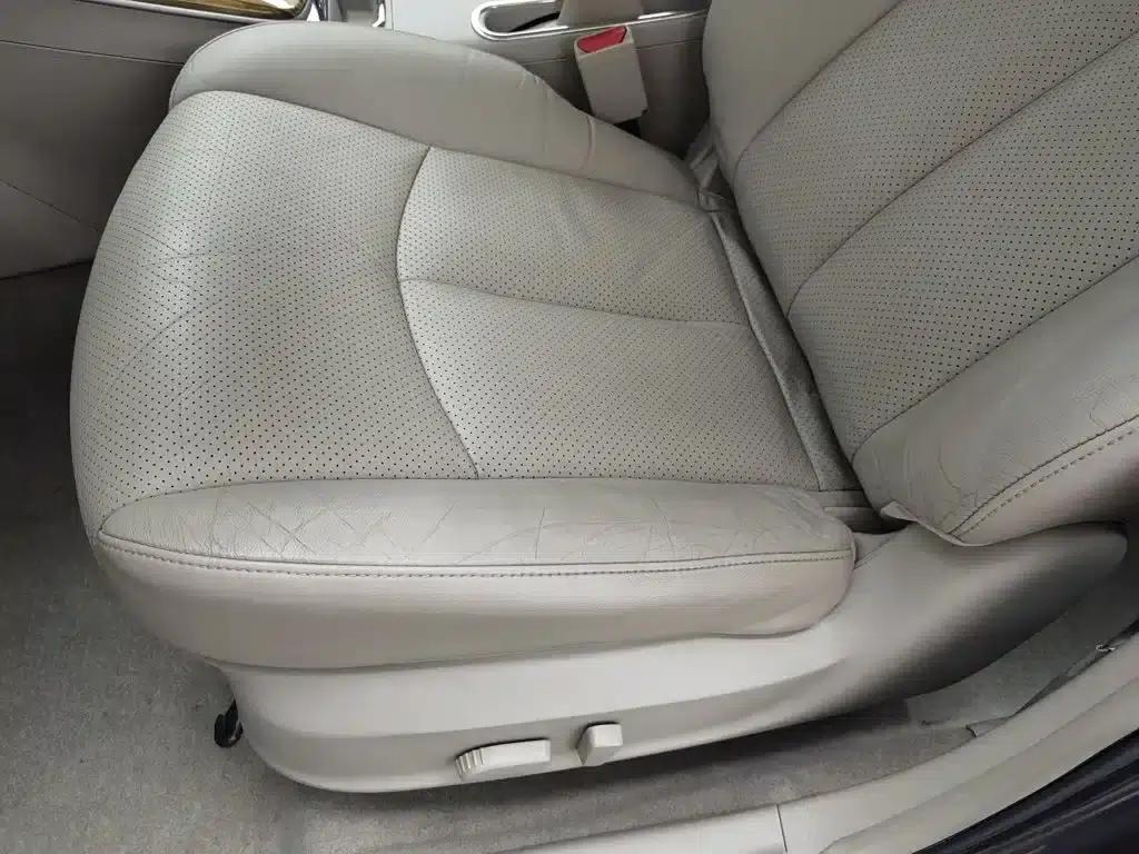 Nissan Sylphy 2012 1.6XL CVT Luxury Edition — миниатюра 20