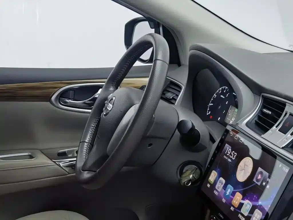Nissan Sylphy 2012 1.6XL CVT Luxury Edition — миниатюра 22