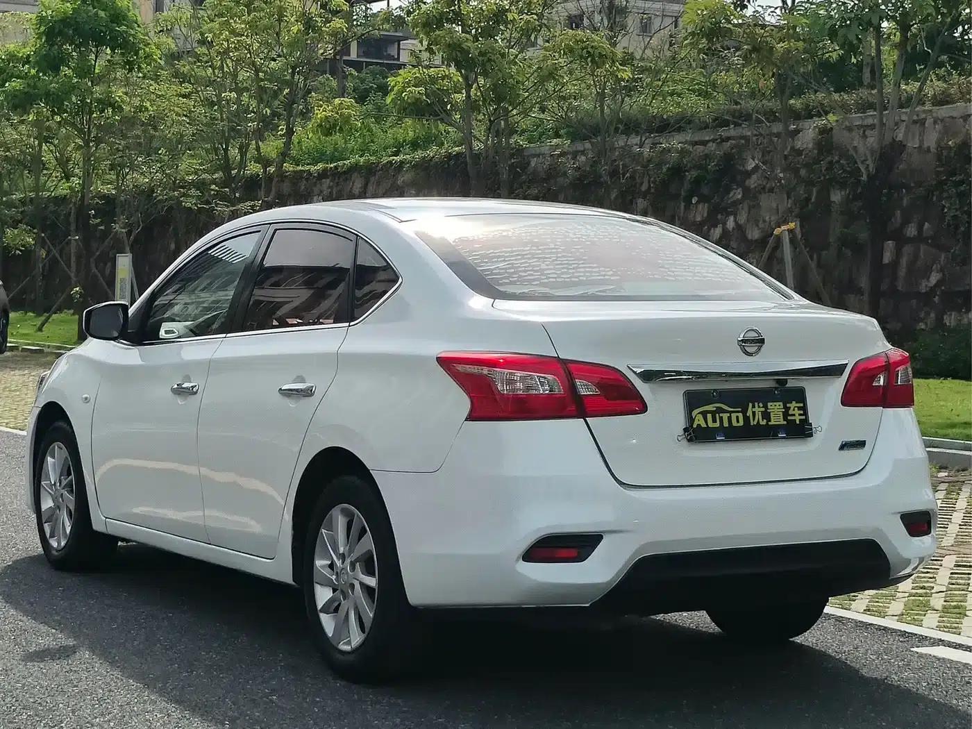 Nissan Sylphy 2016 1.6XE CVT Comfort Edition — миниатюра 13